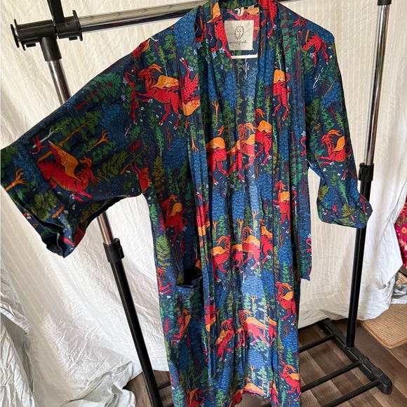 Printfresh Multicolor Forest-Themed Robe - Picture 2 of 5